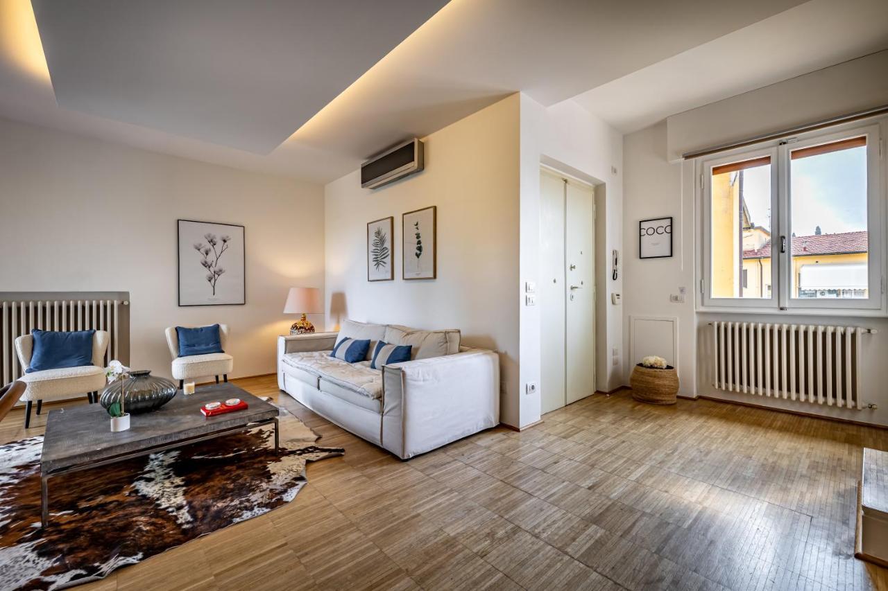Yid Penthouse On Florence River With Parking Luaran gambar
