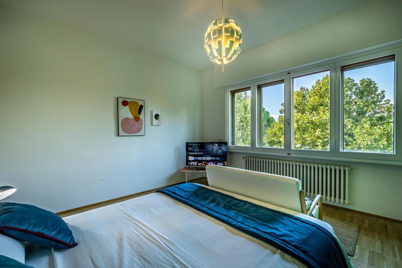 Yid Penthouse On Florence River With Parking Luaran gambar