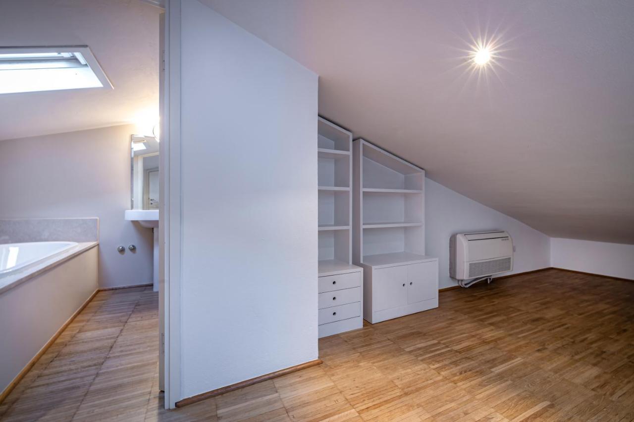 Yid Penthouse On Florence River With Parking Luaran gambar