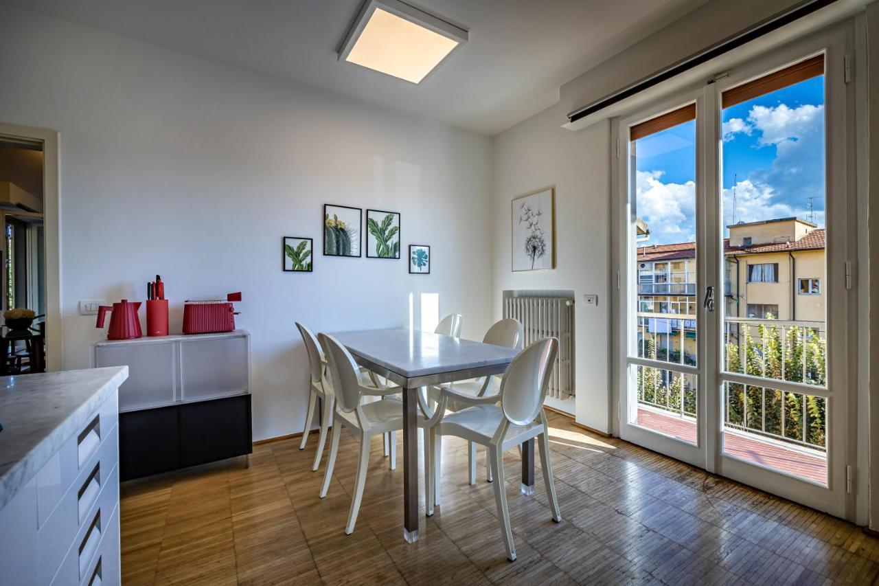 Yid Penthouse On Florence River With Parking Luaran gambar