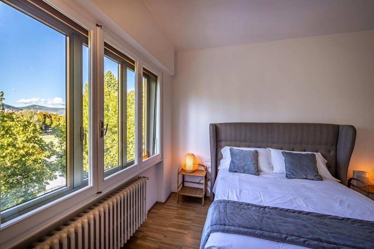 Yid Penthouse On Florence River With Parking Luaran gambar
